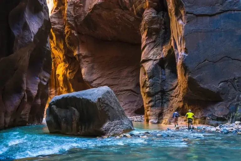 American Wilderness Sanctuaries: Evaluating Top Outdoor Retreats in America